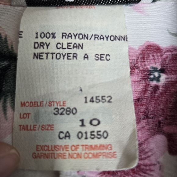 90s Vintage Romper Floral Button Up Collared V-neck Short Sleeve Playsuit - Picture 13 of 13